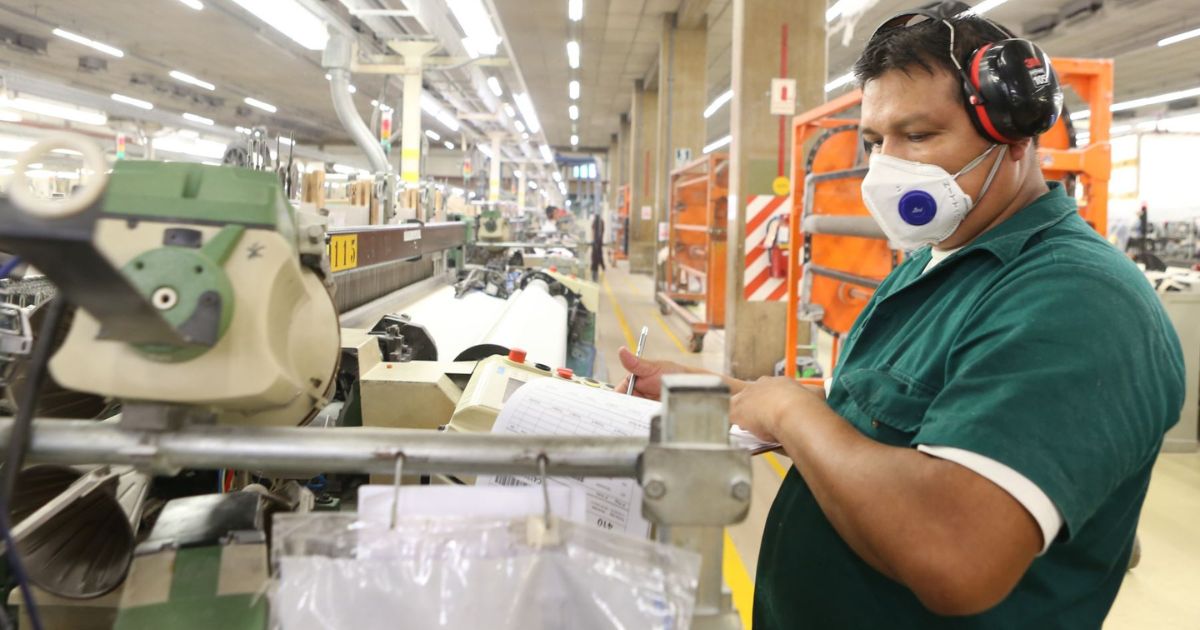 Cuánto debo recibir de pago si trabajo el 6 y 7 de abril play