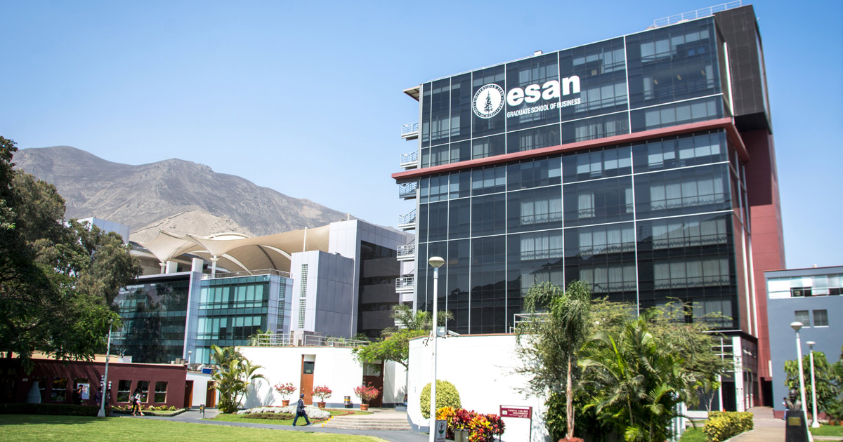 ESAN: Aliado y sede de los premios Innovators Under 35 LATAM 2025