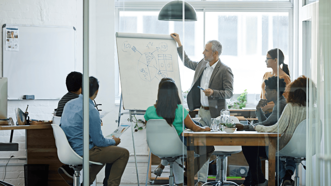 ESAN impulsa el liderazgo con enfoque en investigación aplicada mediante su nuevo Doctorado en Dirección de Empresas