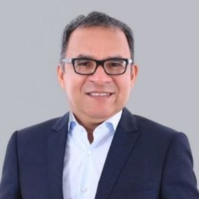 imagen del docente Artemio Pérez
